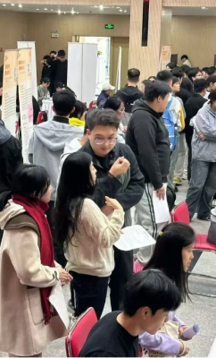 秋季校园引才活动